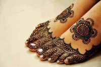 /album/henna-modele1/unique-henna-tattoos-on-girl-both-feet-jpg1/